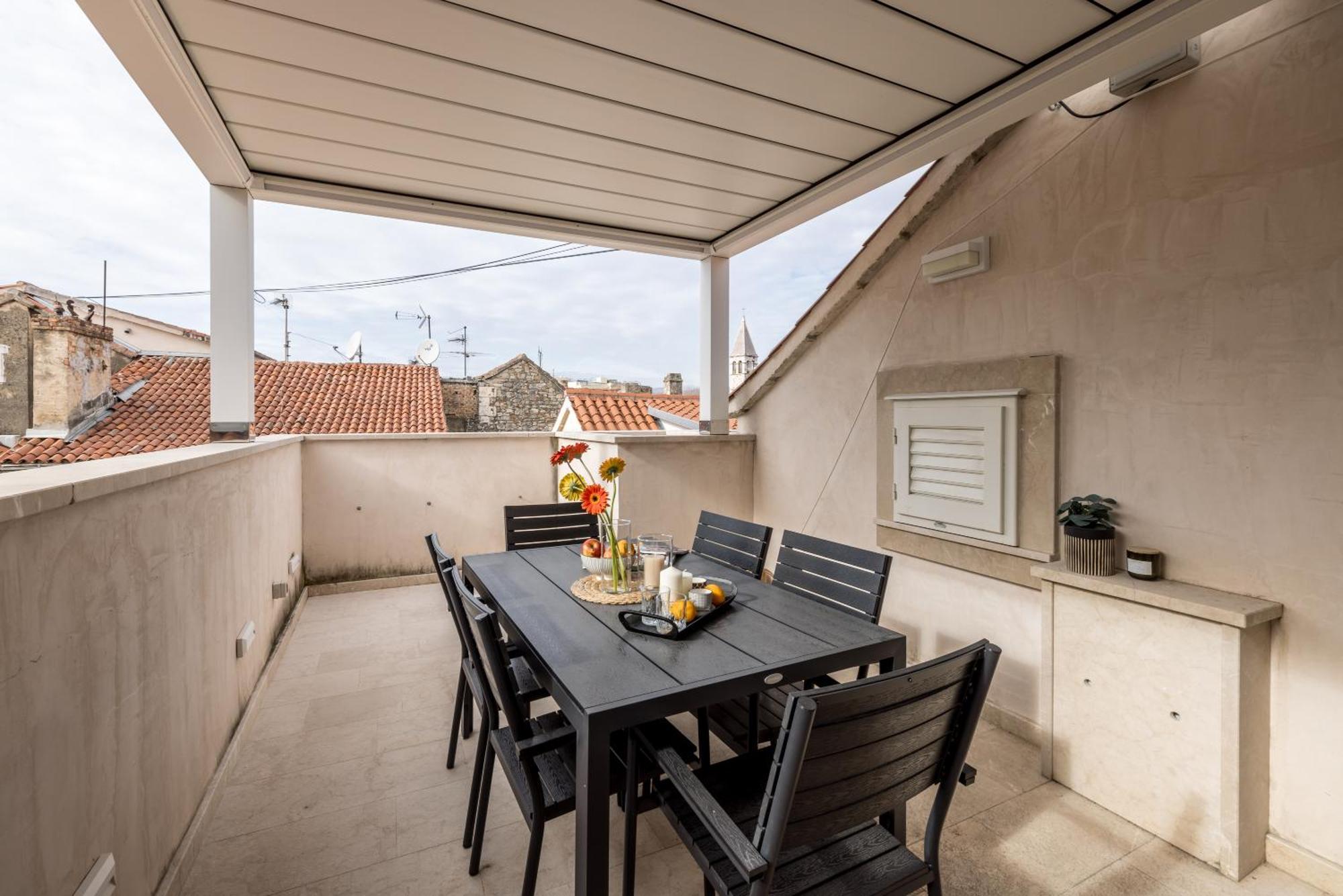 Villa Stone Nepot - In Center - Rooftop Terrace